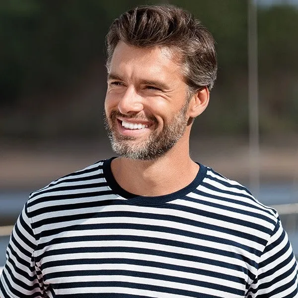 Navy stílusú póló - Klasszikus kerek nyakkivágás