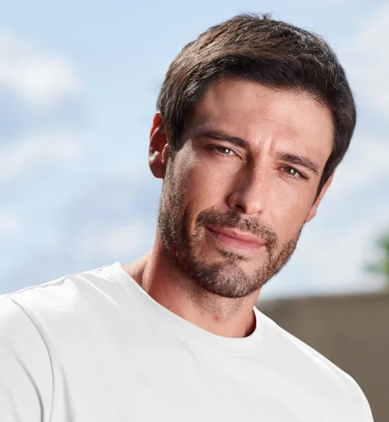 Férfi egyszerű póló - Klasszikus kerek nyakkivágás