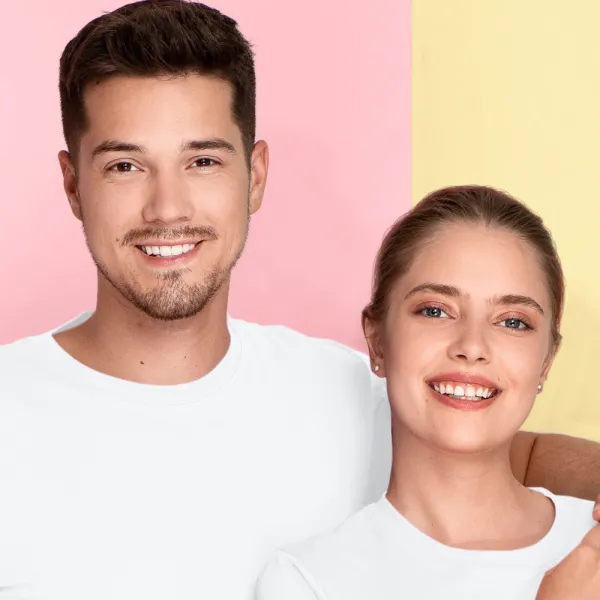 Könnyű, rövid ujjú póló - Klasszikus kerek nyakkivágás