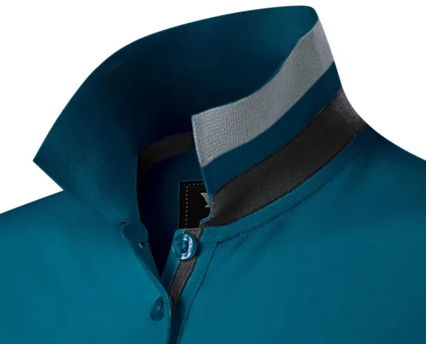 Női ruha gallérral felfelé - Kétféleképpen viselhető gallér