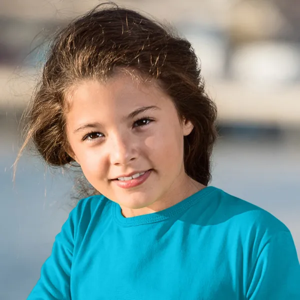 Gyermek hosszú ujjú póló - Klasszikus kerek nyakkivágás