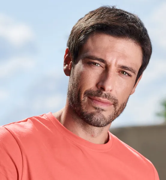 Férfi egyszerű póló - Klasszikus kerek nyakkivágás